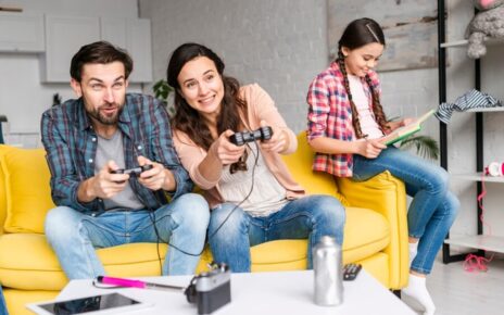 What is the best way to play Minecraft with friends?